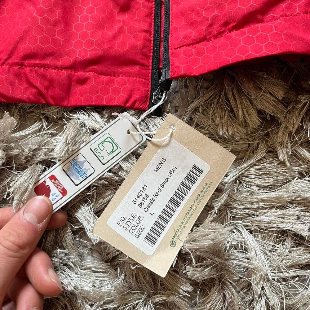 Unbranded Men's Red Jacket - Picture 4 of 7